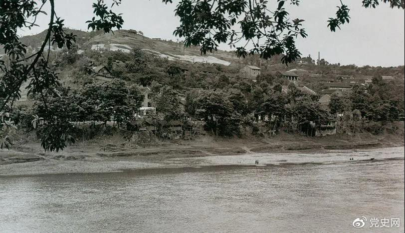 1935年3月16日至17日,紅一方面軍三渡赤水的渡口之一——茅臺渡口。